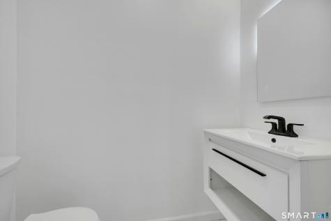 198 Castle Avenue Fairfield CT 06825