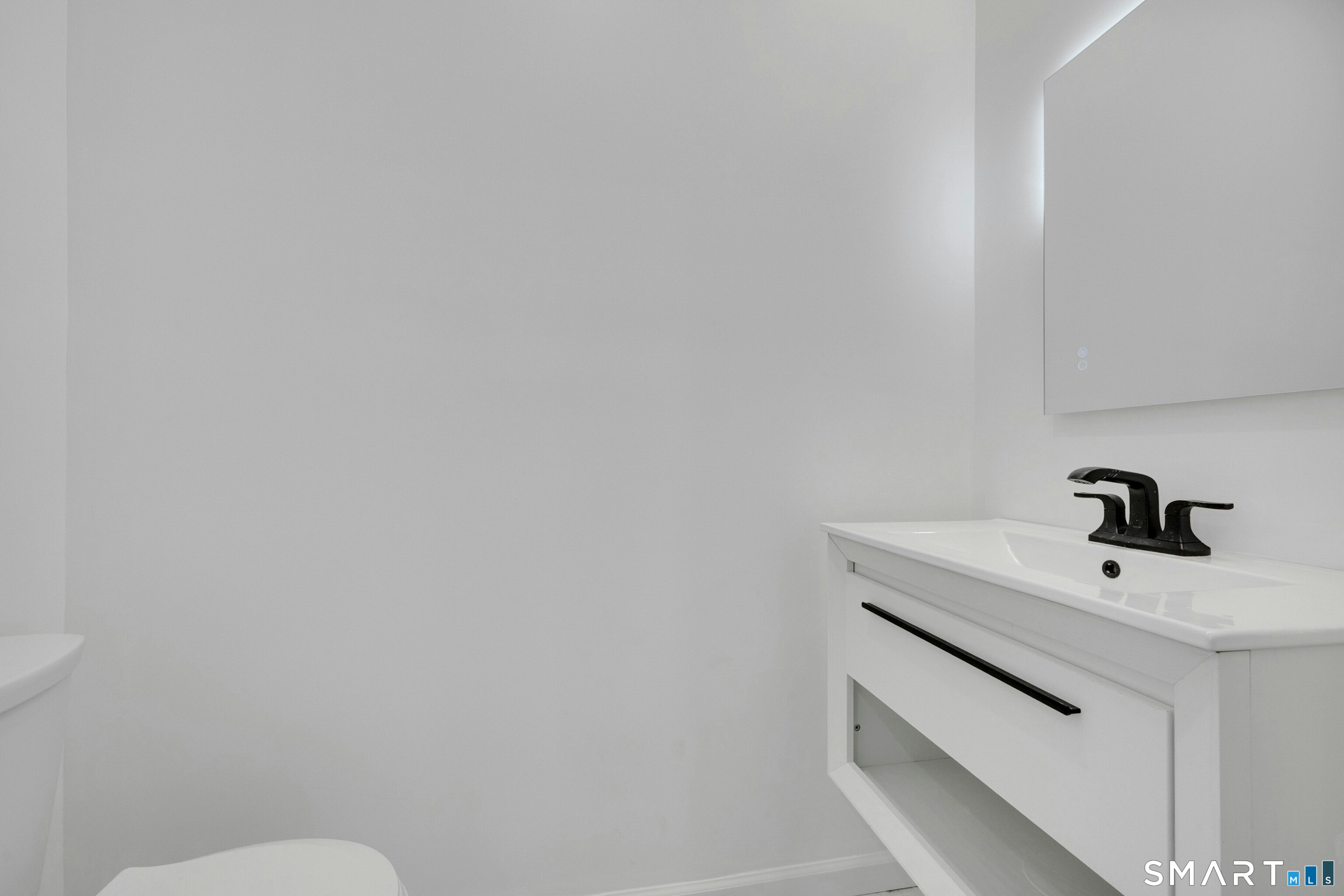 198 Castle Avenue Fairfield CT 06825