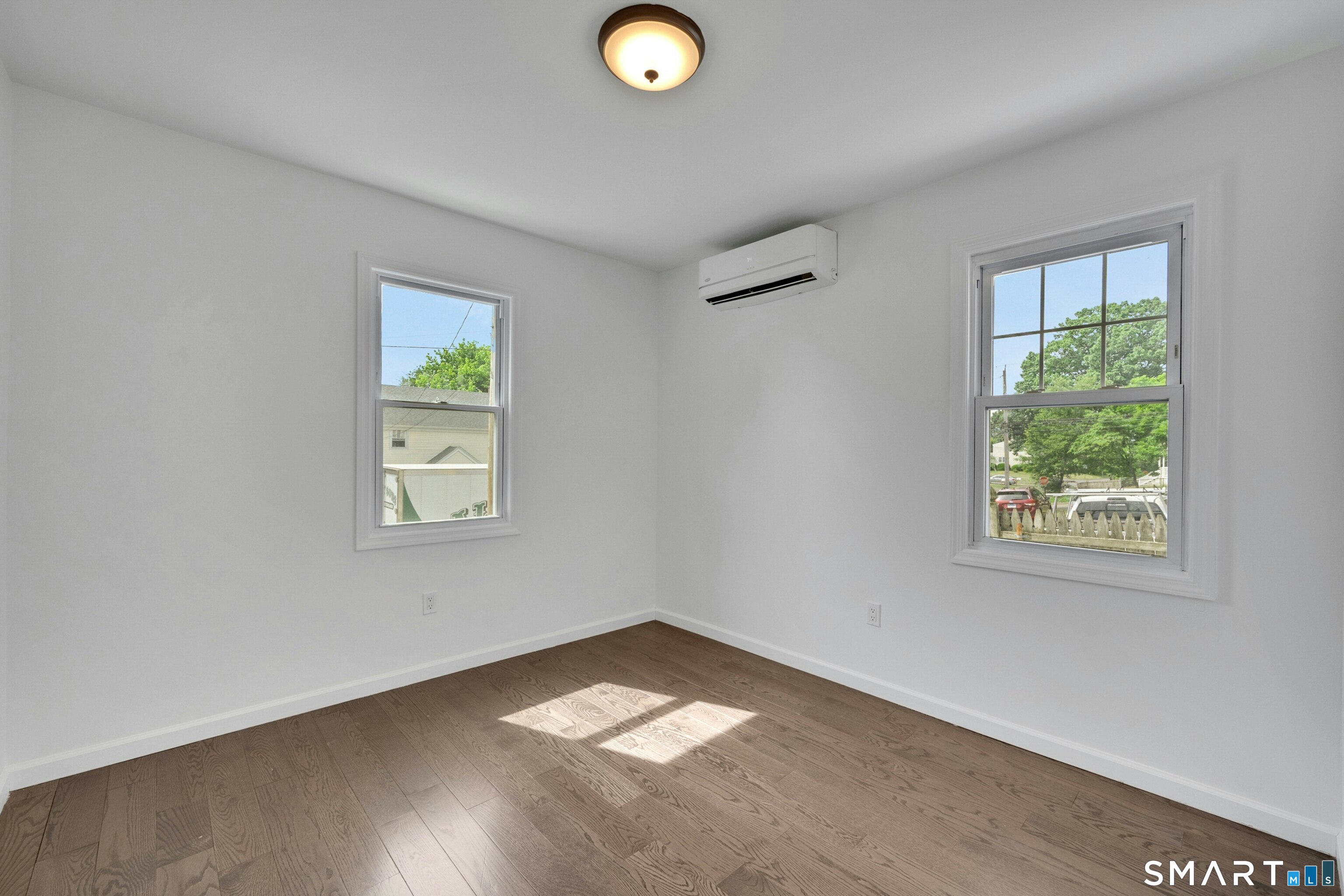 198 Castle Avenue Fairfield CT 06825