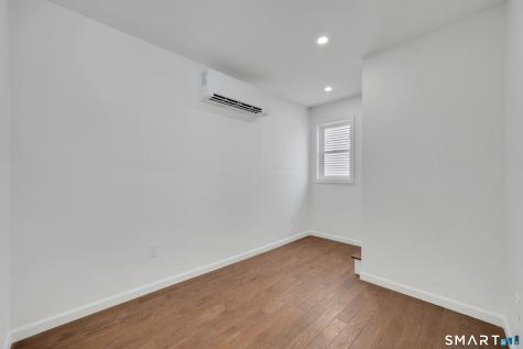 198 Castle Avenue Fairfield CT 06825