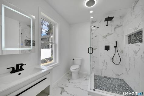 198 Castle Avenue Fairfield CT 06825
