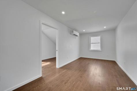 198 Castle Avenue Fairfield CT 06825