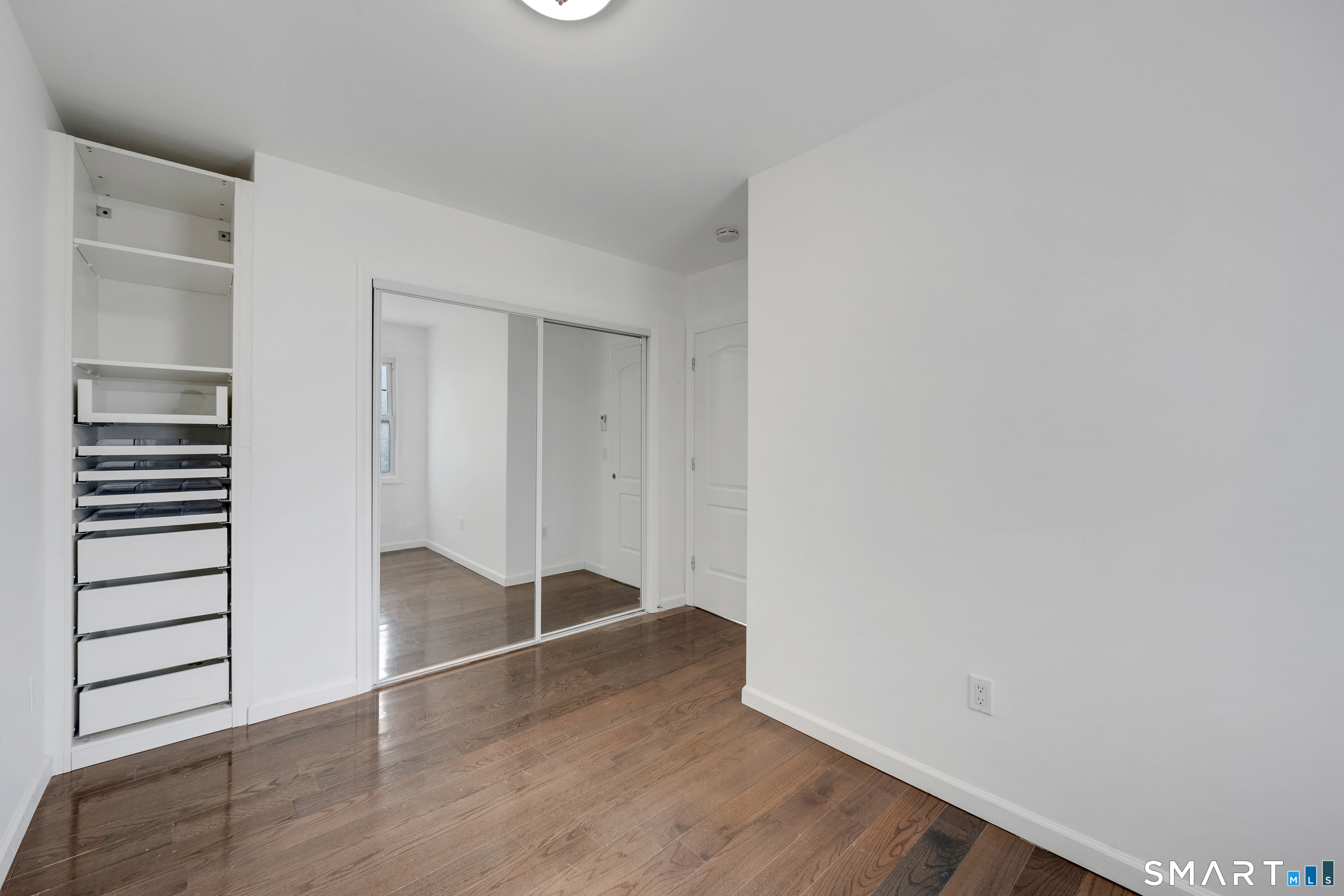 198 Castle Avenue Fairfield CT 06825