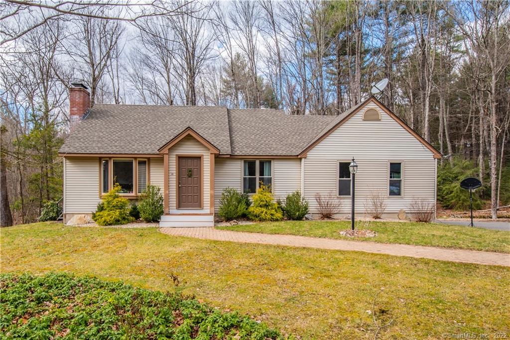 10 Juniper Circle Canton CT 06019