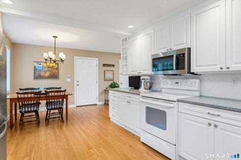 84 University Drive Fairfield CT 06824