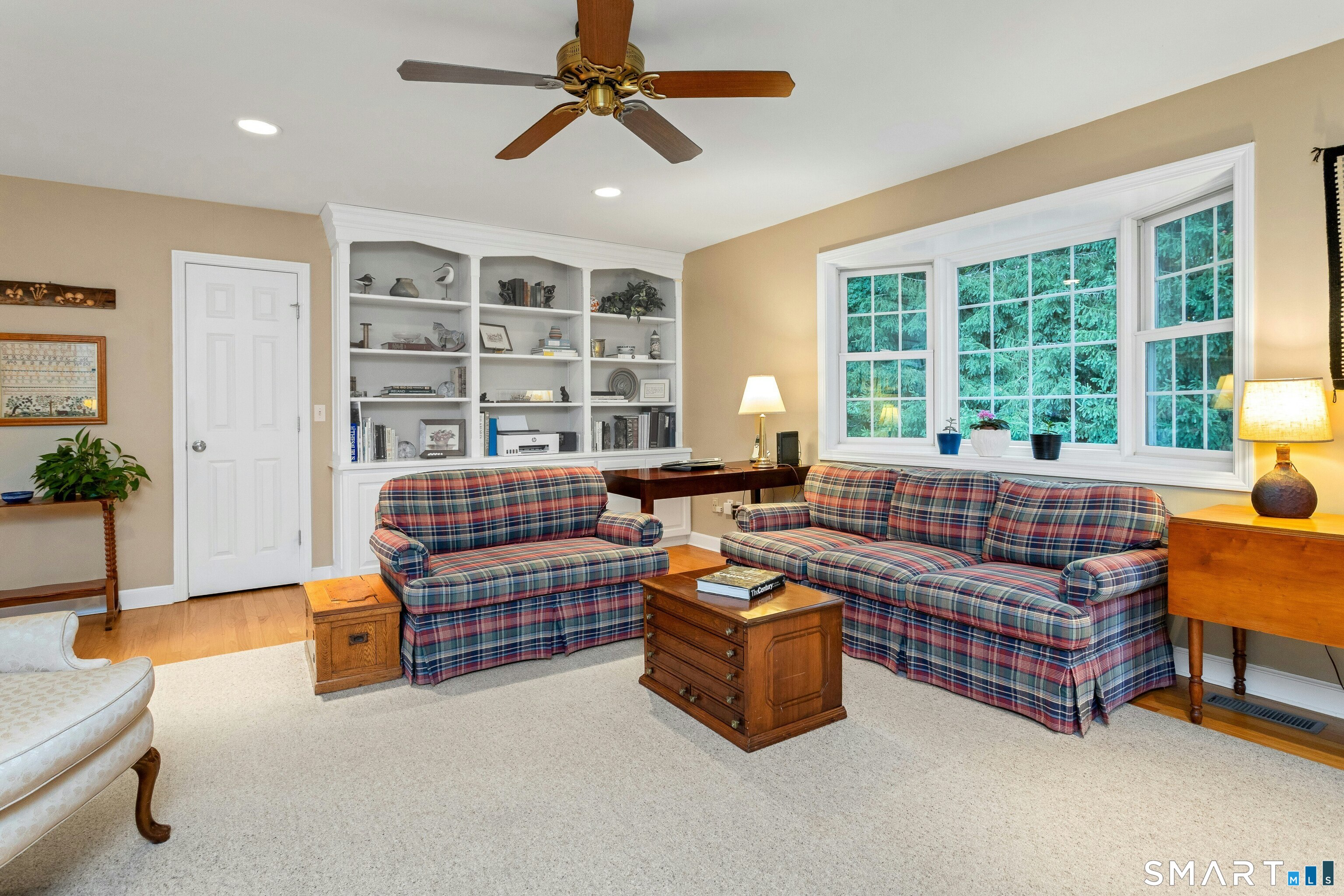 84 University Drive Fairfield CT 06824