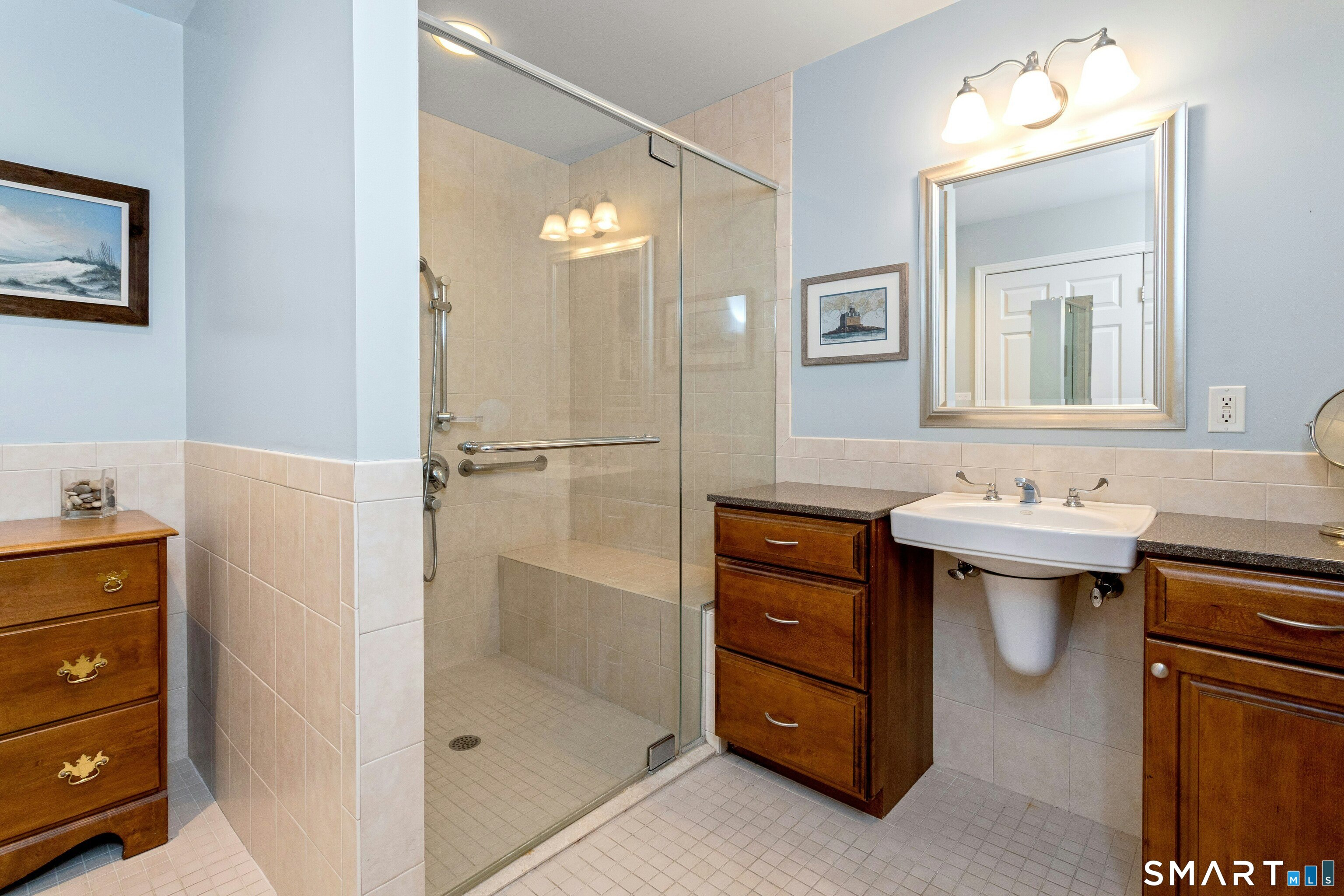 84 University Drive Fairfield CT 06824