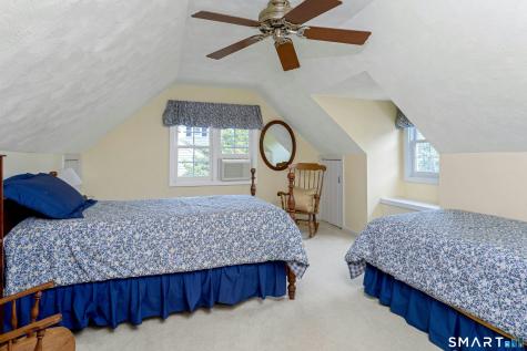 84 University Drive Fairfield CT 06824