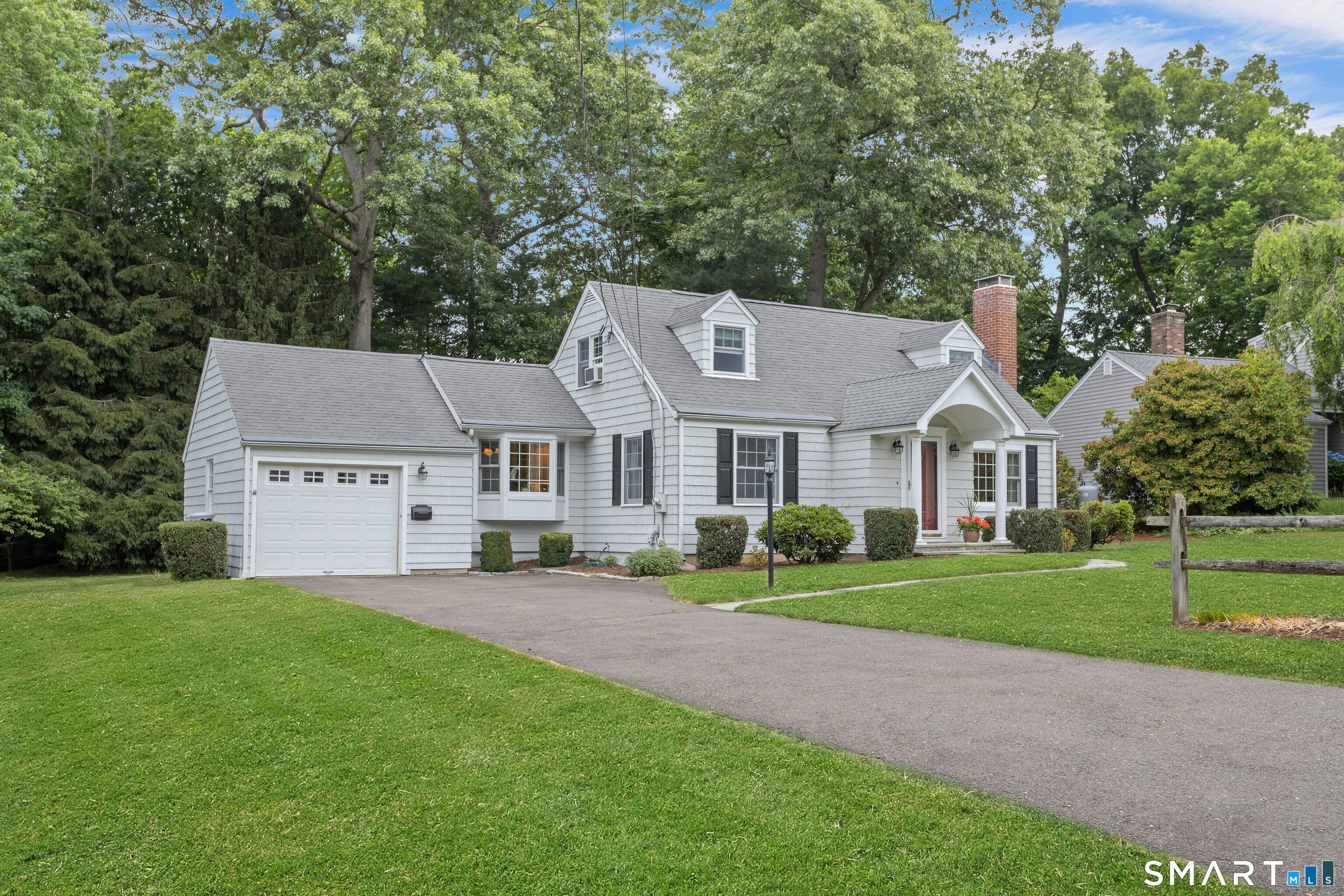 84 University Drive Fairfield CT 06824