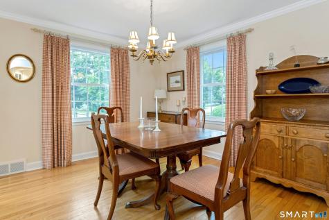 84 University Drive Fairfield CT 06824