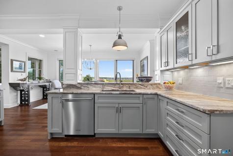 514 Main Street Old Saybrook CT 06475