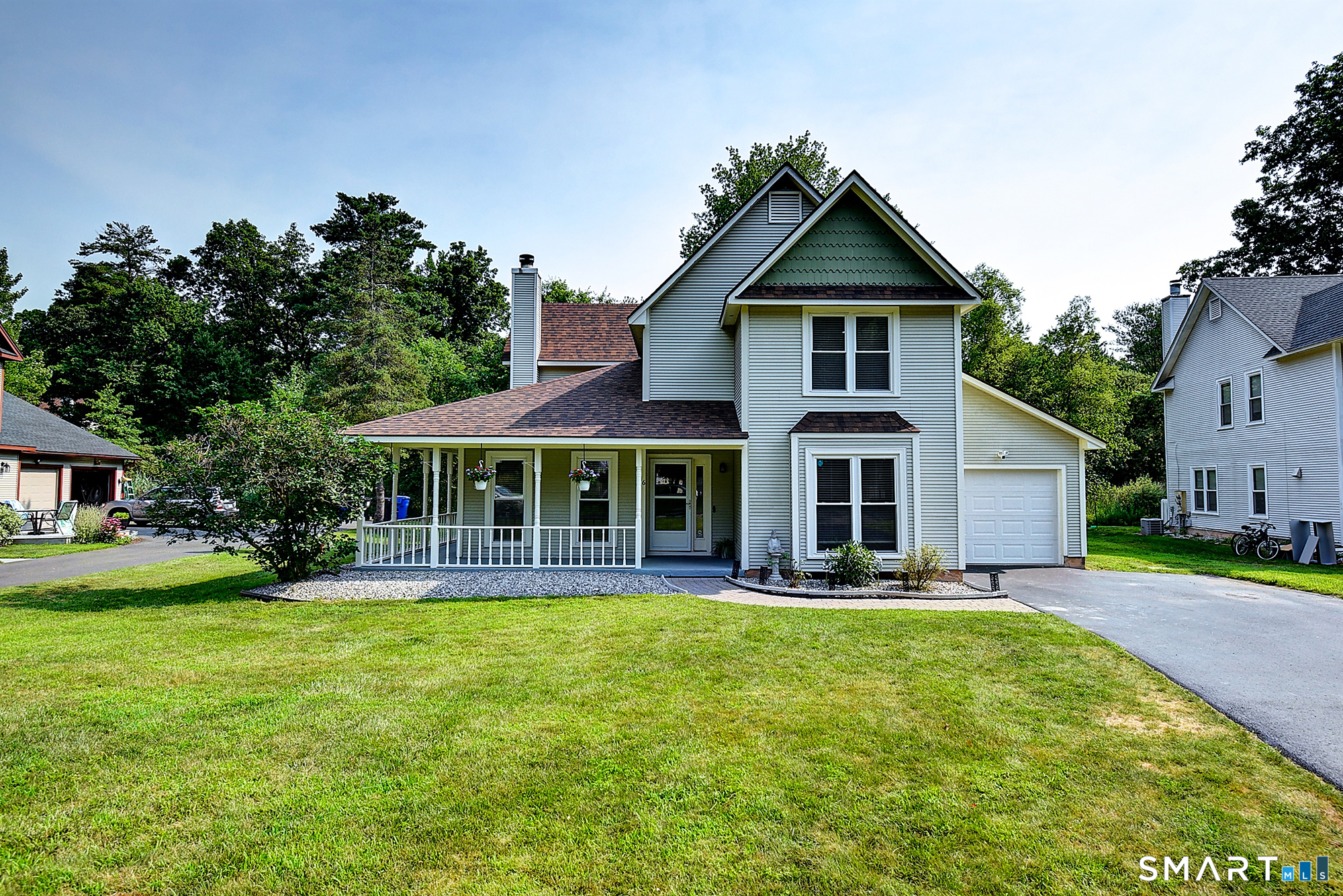 16 Arrowwood Circle South Windsor CT 06074