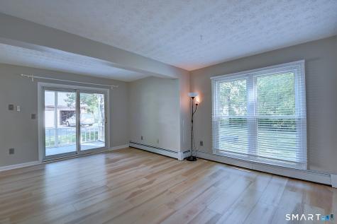 16 Arrowwood Circle South Windsor CT 06074