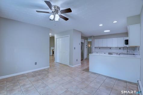 16 Arrowwood Circle South Windsor CT 06074