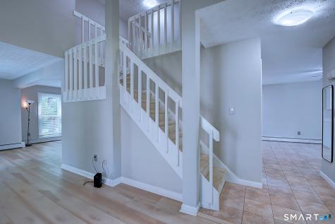 16 Arrowwood Circle South Windsor CT 06074