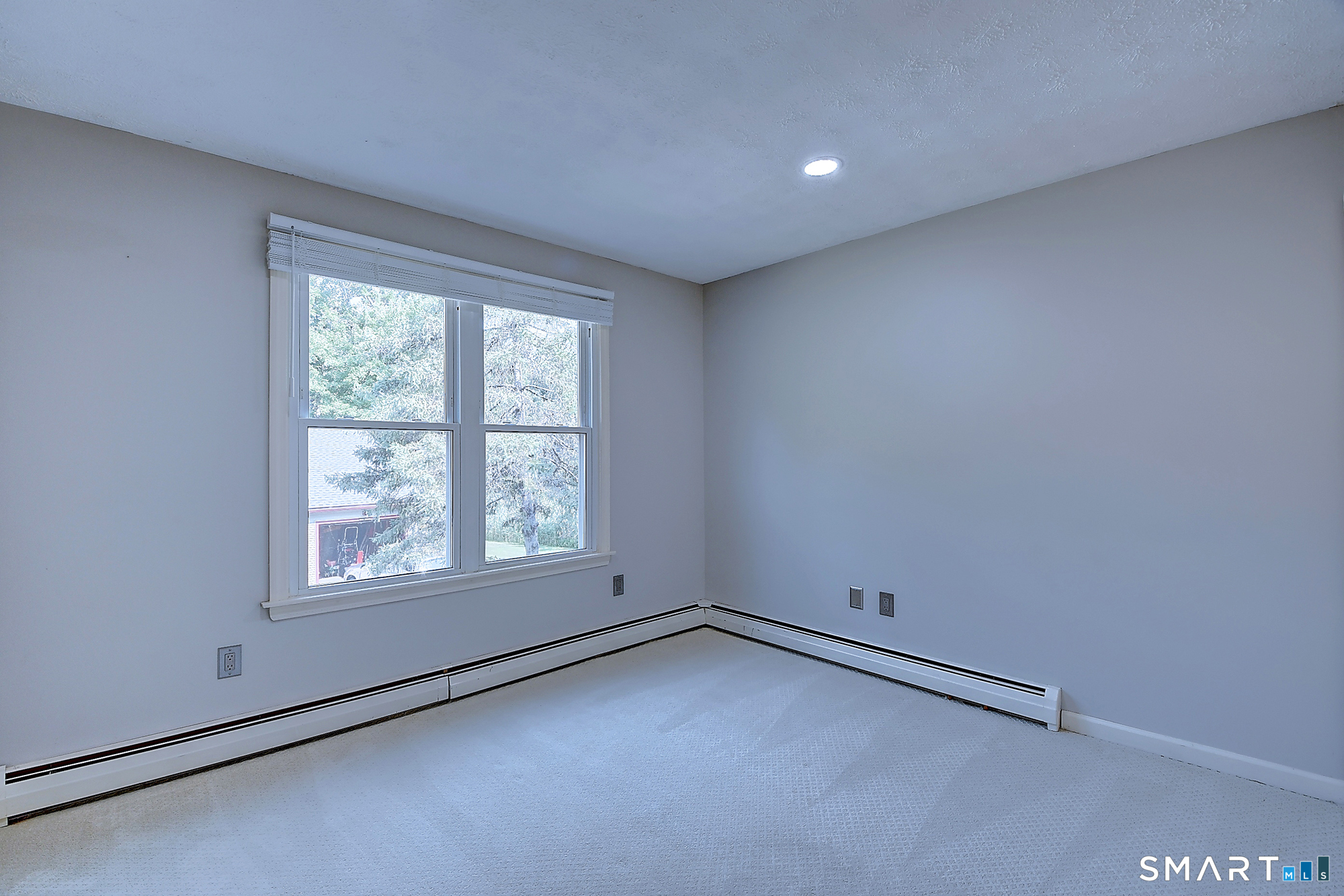 16 Arrowwood Circle South Windsor CT 06074
