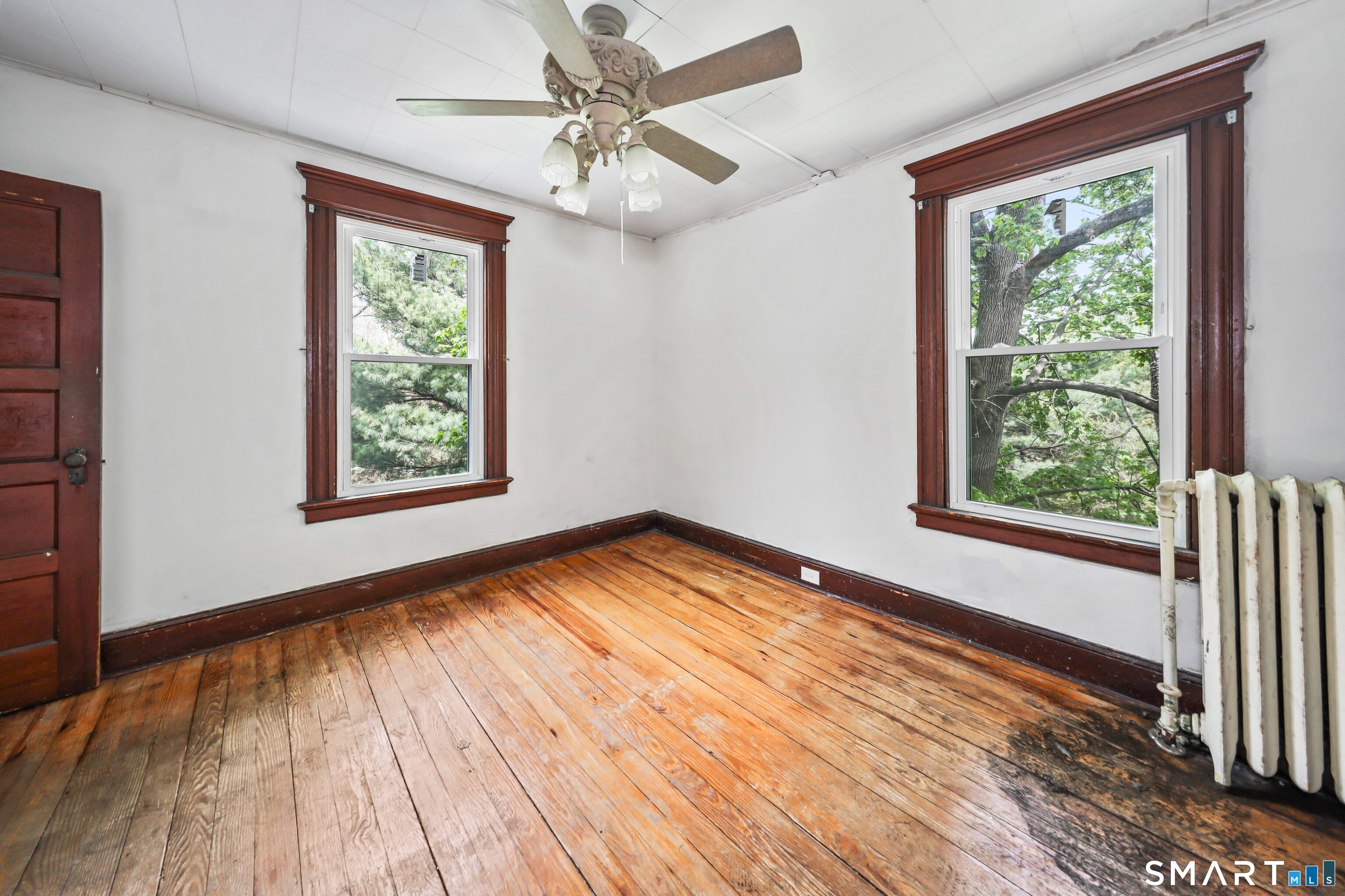 24 Maynard Avenue Waterbury CT 06708
