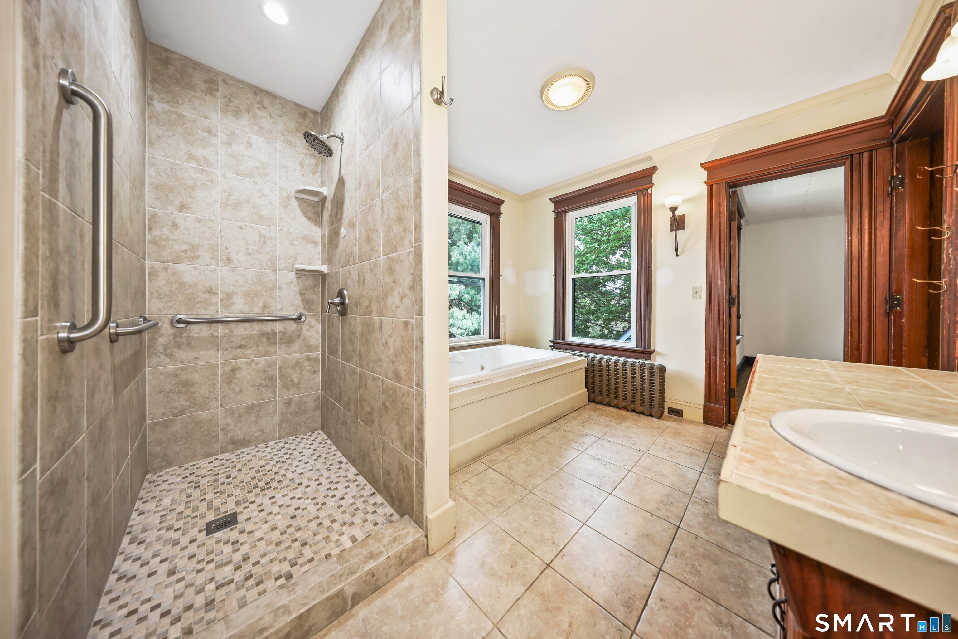 24 Maynard Avenue Waterbury CT 06708