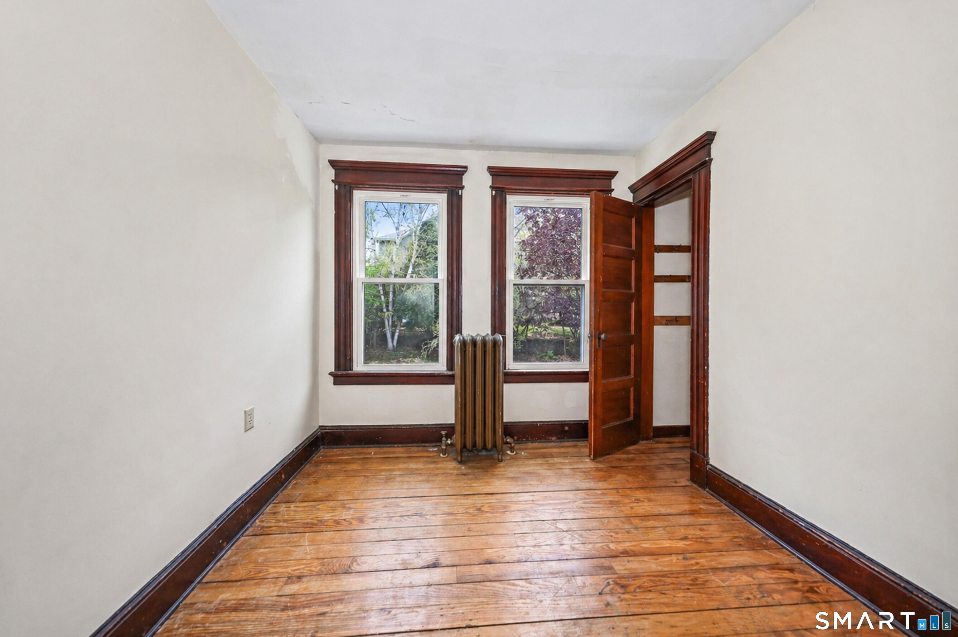 24 Maynard Avenue Waterbury CT 06708