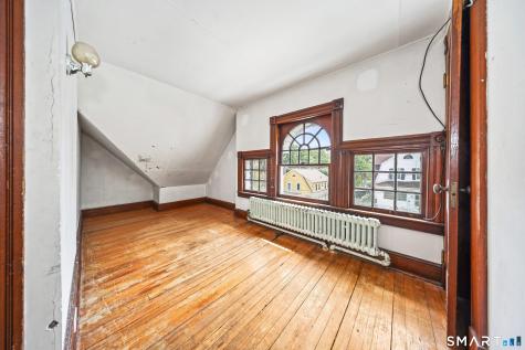 24 Maynard Avenue Waterbury CT 06708