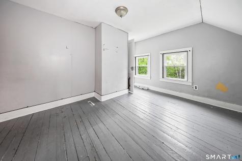 24 Maynard Avenue Waterbury CT 06708