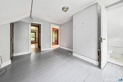 24 Maynard Avenue Waterbury CT 06708