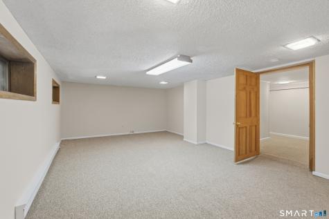 4 Beach Road Danbury CT 06811