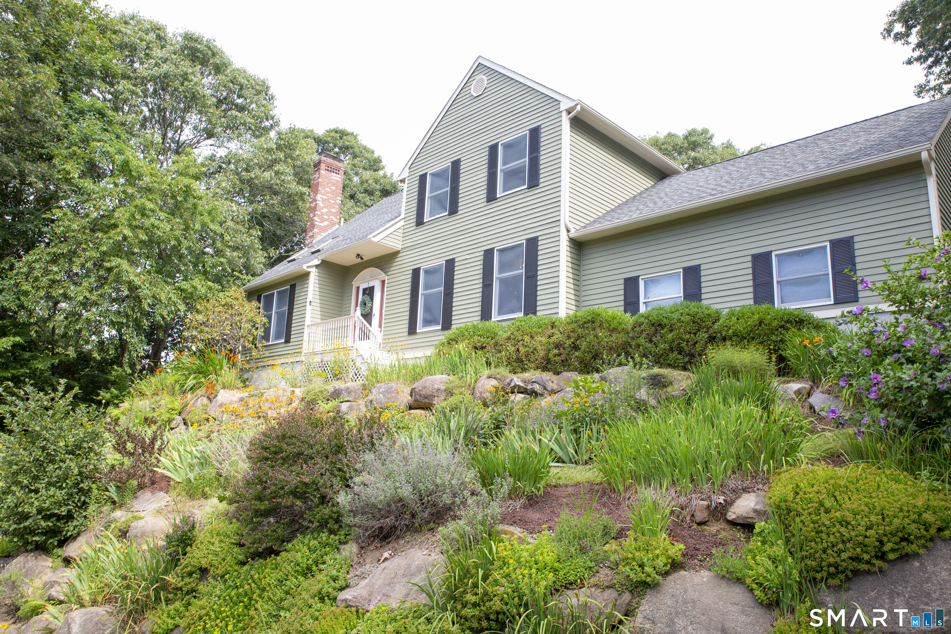 8 Holly Street Stonington CT 06379