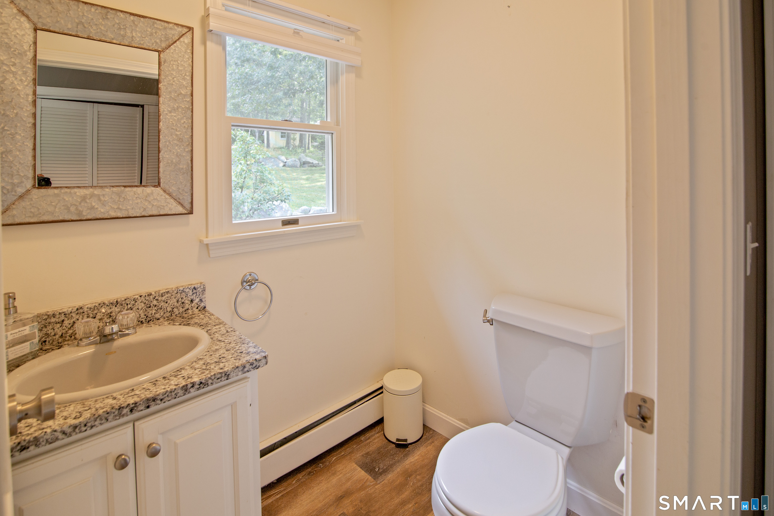 8 Holly Street Stonington CT 06379