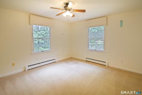 8 Holly Street Stonington CT 06379