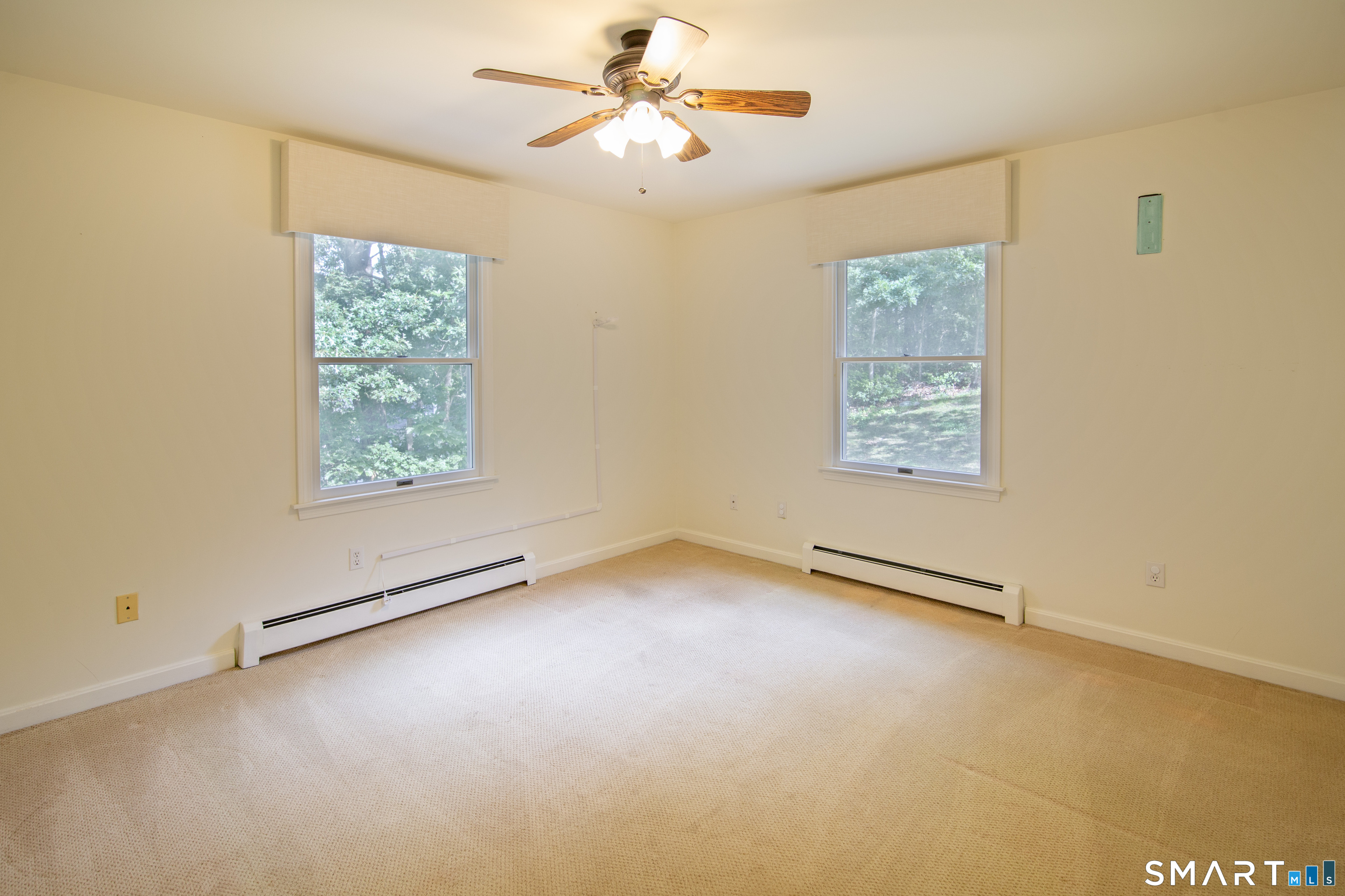 8 Holly Street Stonington CT 06379