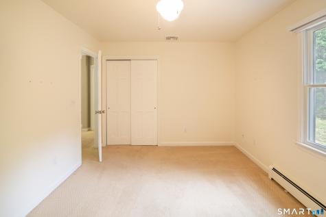 8 Holly Street Stonington CT 06379