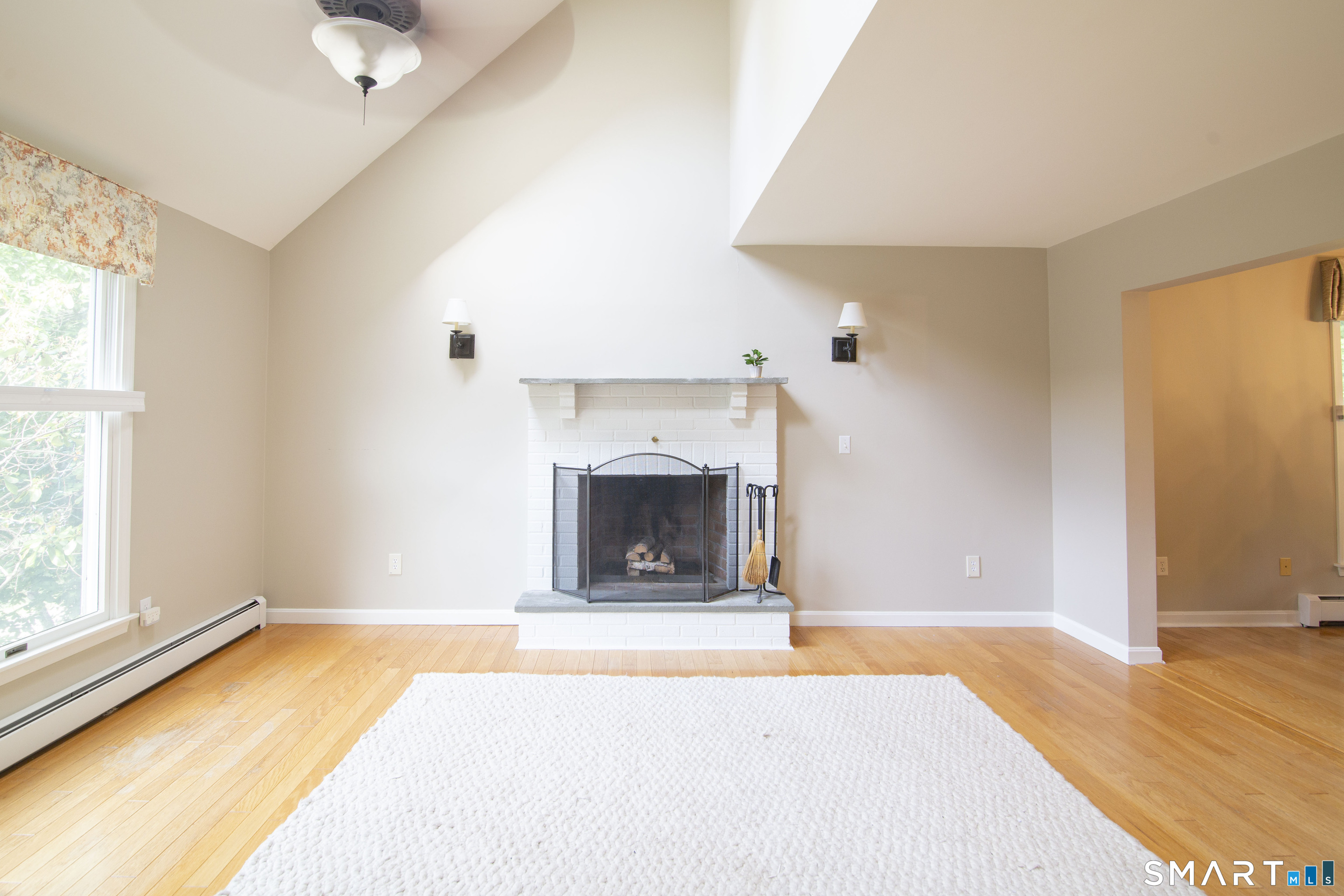 8 Holly Street Stonington CT 06379