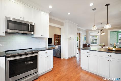 2 Fairfield Avenue Darien CT 06820