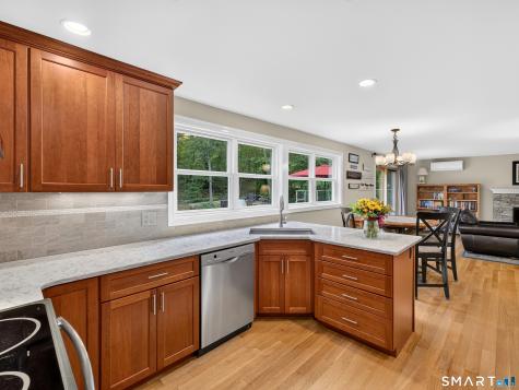 3 Marian Lane Clinton CT 06413