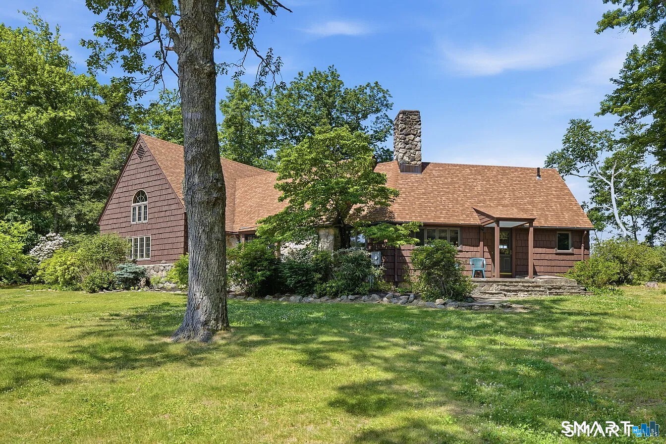 31 Higley Road Granby CT 06090
