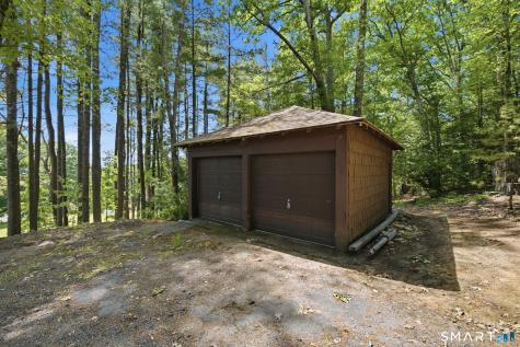 31 Higley Road Granby CT 06090