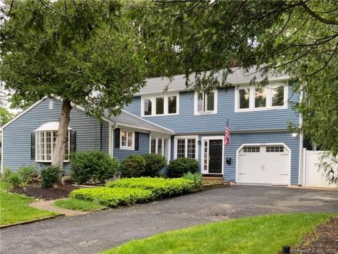 109 Sunset Drive Naugatuck CT 06770