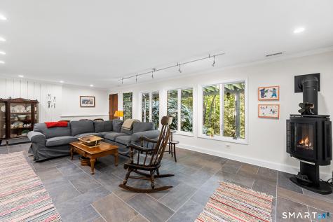 163 Kiev Drive Southbury CT 06488