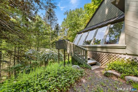 163 Kiev Drive Southbury CT 06488