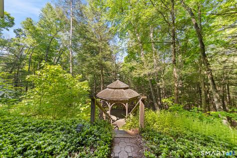 163 Kiev Drive Southbury CT 06488