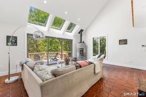 163 Kiev Drive Southbury CT 06488