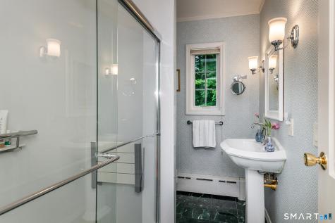 5 Apple Way Salisbury CT 06039