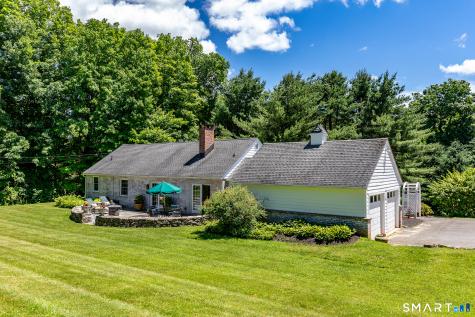 5 Apple Way Salisbury CT 06039