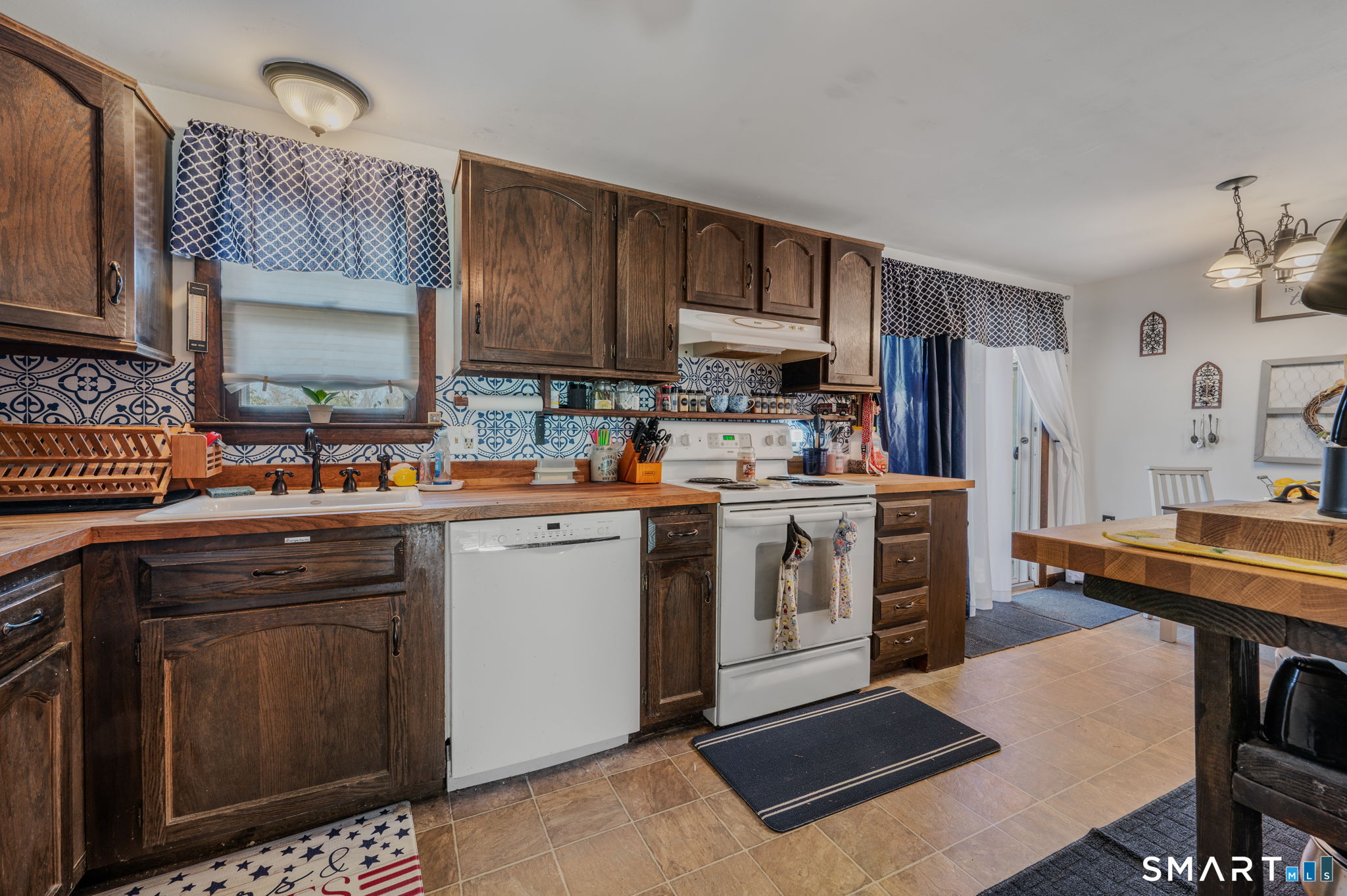 137 Fitchville Road Bozrah CT 06334
