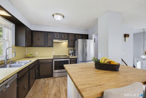 25 Hillcrest Heights Lebanon CT 06249