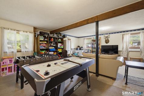 25 Hillcrest Heights Lebanon CT 06249