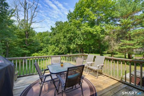 25 Hillcrest Heights Lebanon CT 06249