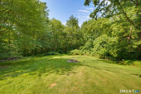 25 Hillcrest Heights Lebanon CT 06249