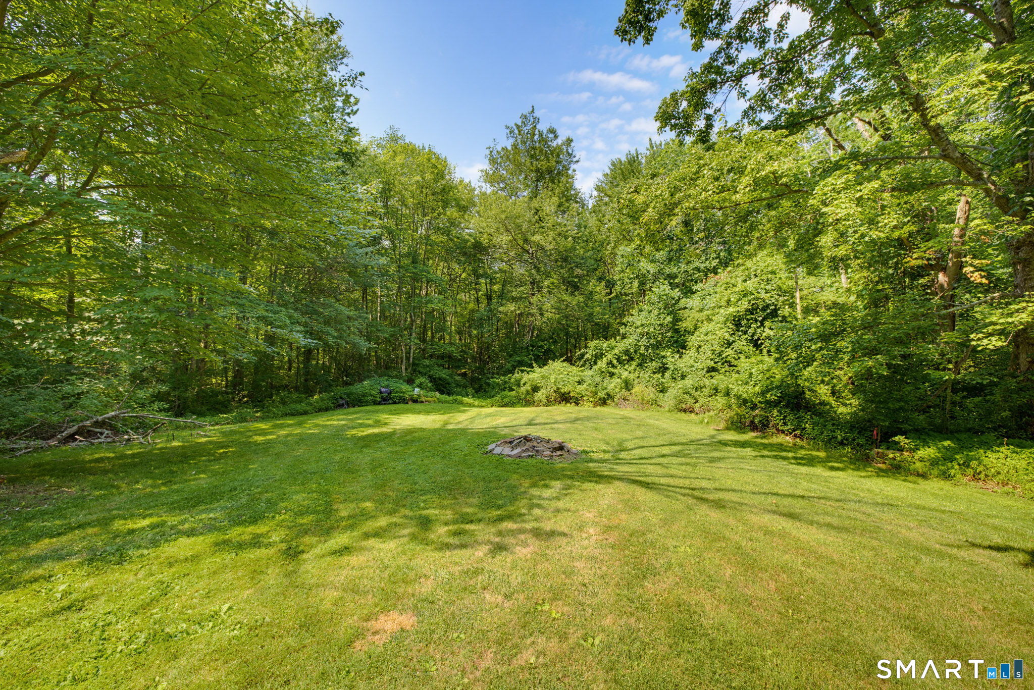 25 Hillcrest Heights Lebanon CT 06249